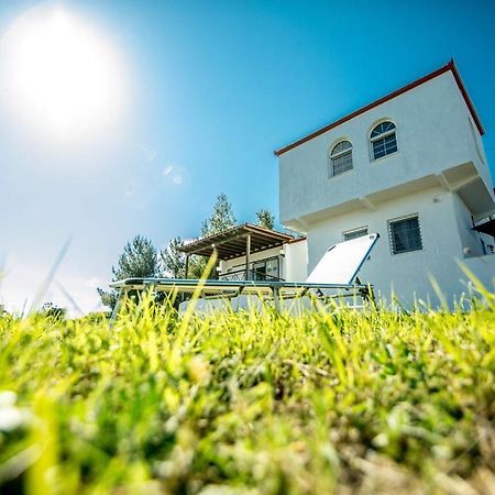Grande Villa ฮานิโอติ ภายนอก รูปภาพ
